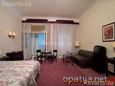 Palace-Bellevue Hotel 4